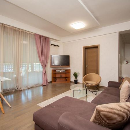 Maxim Compass Apartment بودغوريتْسا المظهر الخارجي الصورة
