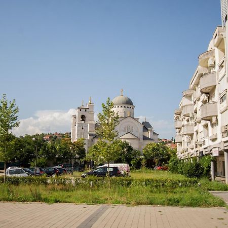 Maxim Compass Apartment بودغوريتْسا المظهر الخارجي الصورة