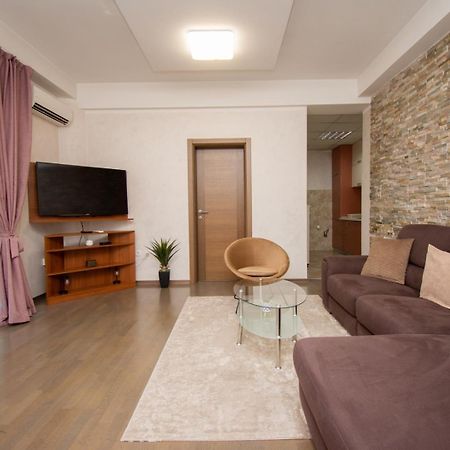 Maxim Compass Apartment بودغوريتْسا المظهر الخارجي الصورة