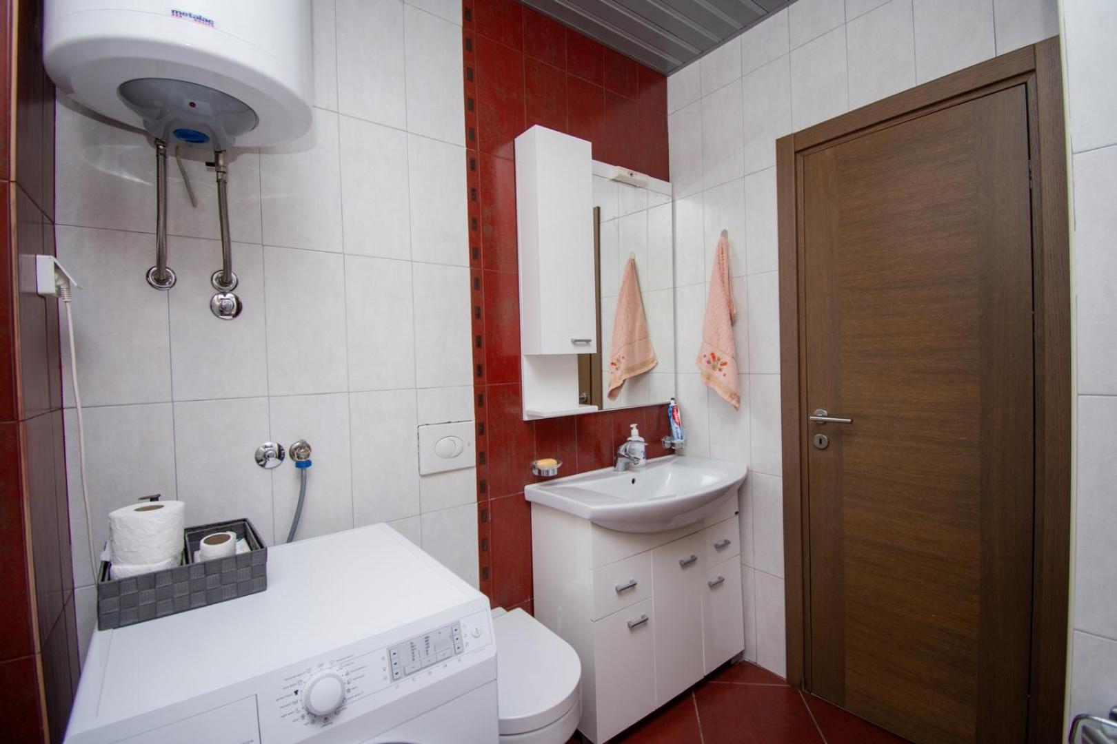 Maxim Compass Apartment بودغوريتْسا المظهر الخارجي الصورة